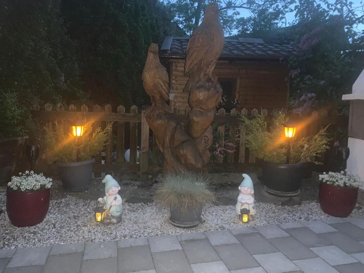Apartment'S Haus Tegischer Neustift im Stubaital Luaran gambar